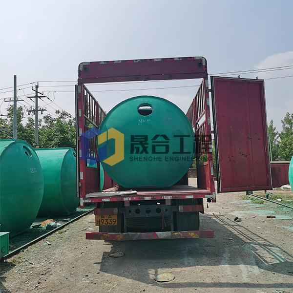 水泥化粪池